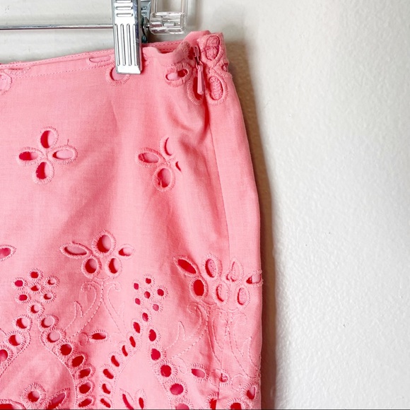 NWT Southern Tide Coral Pink Alice Scalloped Eyelet Short Size 10 - Picture 3 of 6